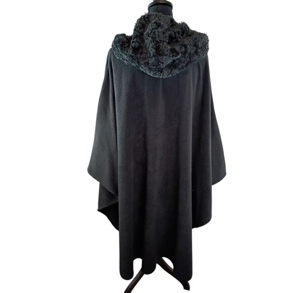 EAST 5TH Women's Elegant Winter Cape Coat ONE SIZE Polyester Faux Fur Black - Picture 3 of 4